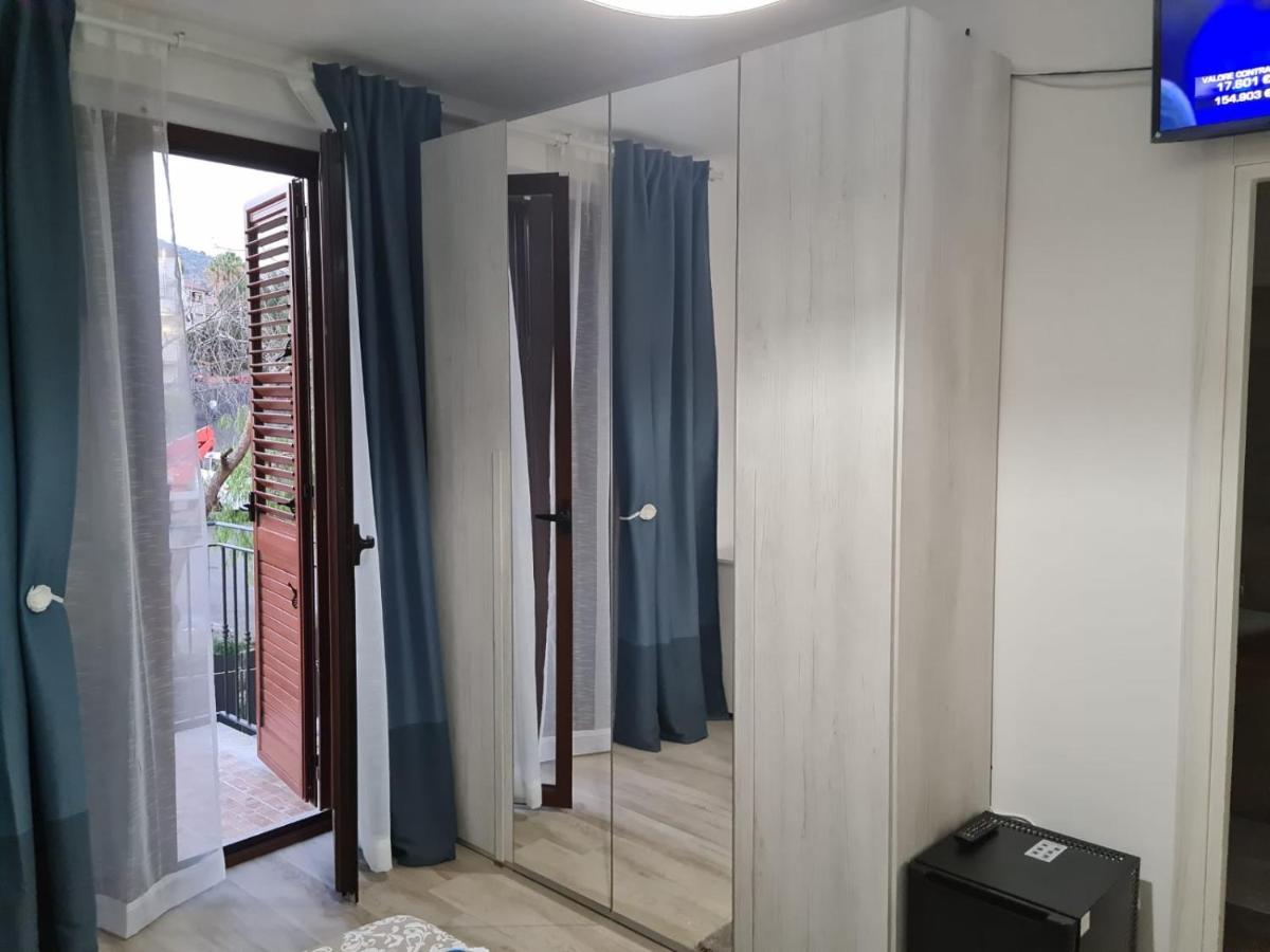 B&B Villa Chiara Bed And Breakfast Taormina Exterior foto