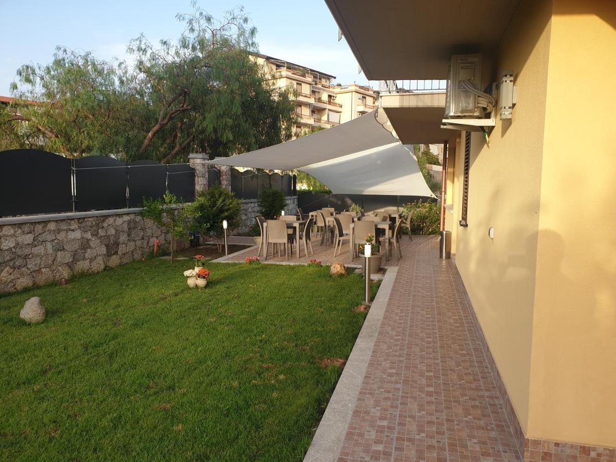 B&B Villa Chiara Bed And Breakfast Taormina Exterior foto